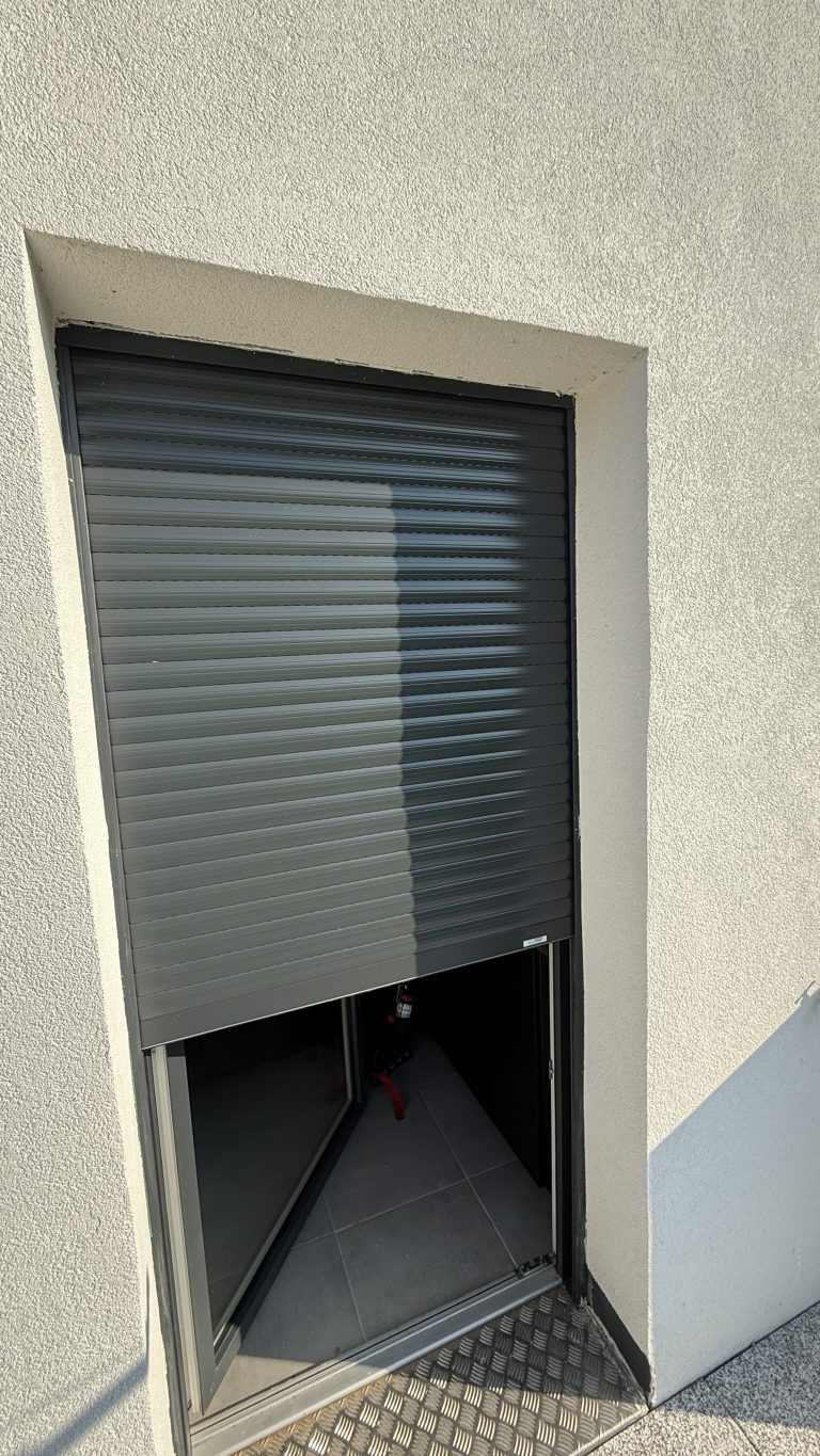 Remplacement d’un tablier alu sur un volet roulant double parois isolé à Obernai proche d’Ottrot