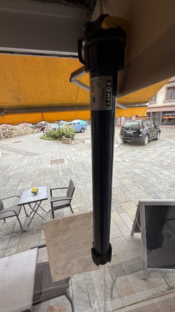 Remplacement moteur somfy filaire pas chère à Ville proche de Neuve Eglise