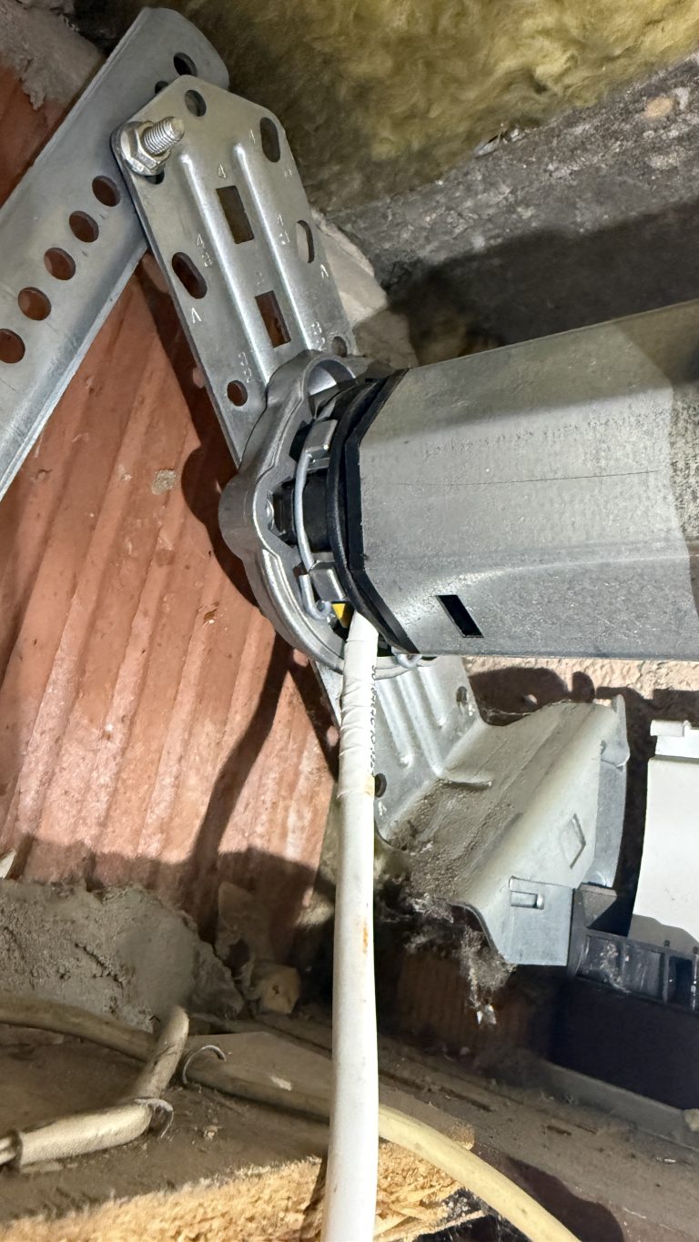 Remplacement d’un moteur Bubendorff par un moteur Somfy Rs 100 à Erstein proche de Benfeld